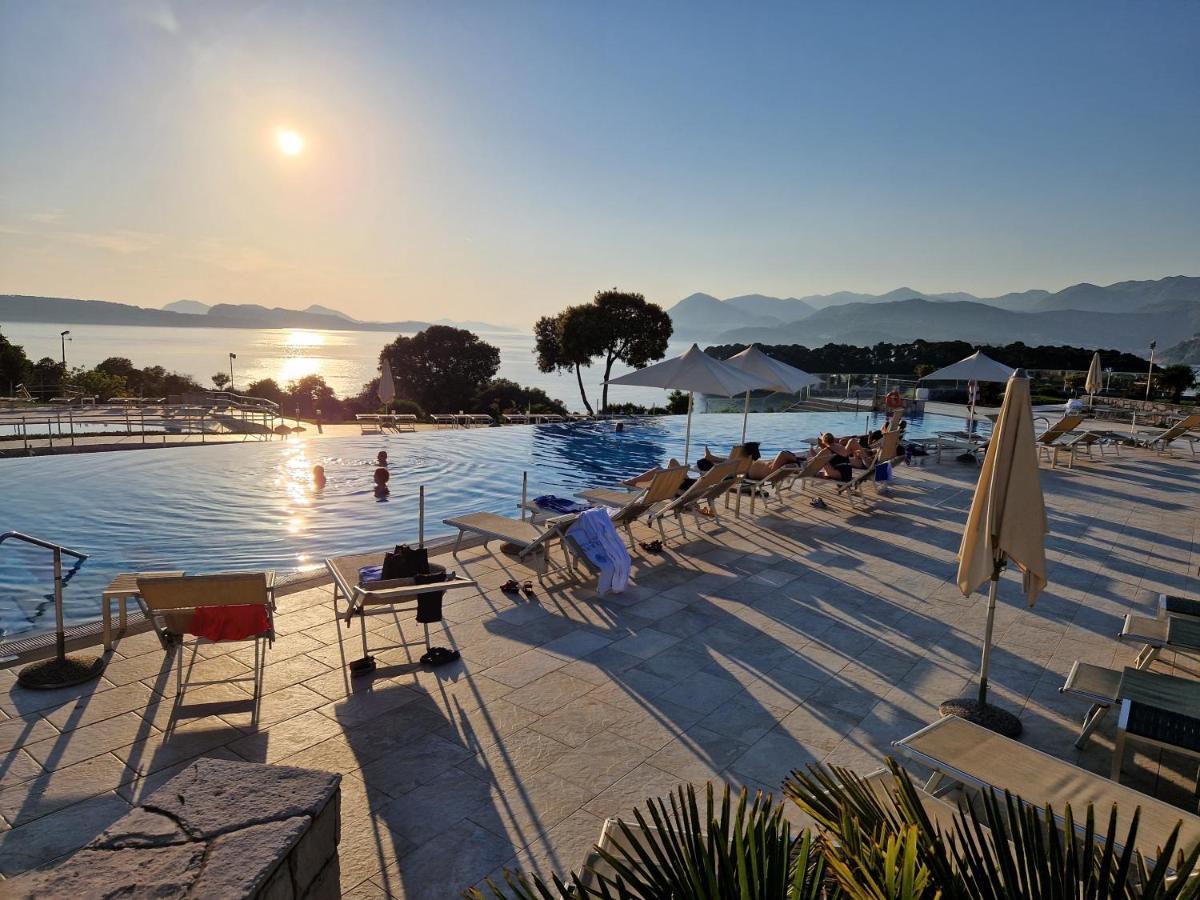 Adriatic Resort Apartments Dubrovnik Exterior photo